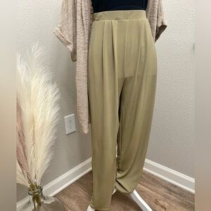NWT - Comfy Zenana Khaki Tapered Office/Casual Pants